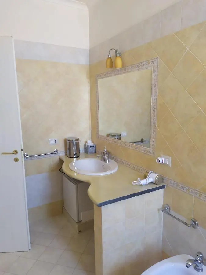 L'Orto Del Vesuvio Di Laura Guidone Bed and Breakfast San Sebastiano al Vesuvio